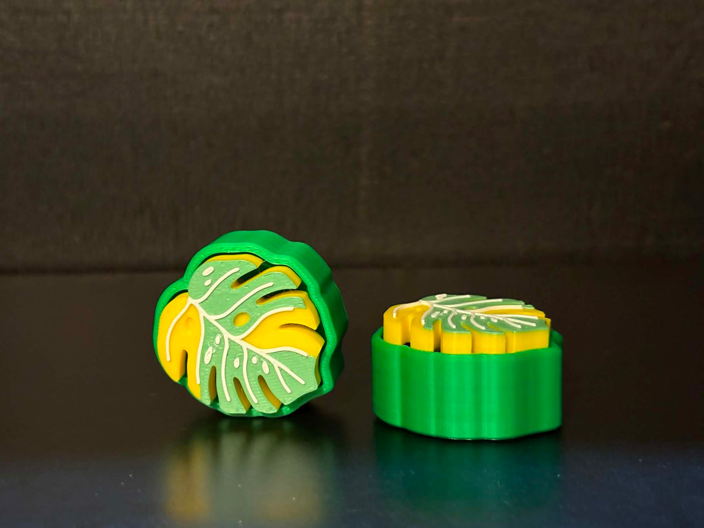Yellow / Green Monstera Clicker